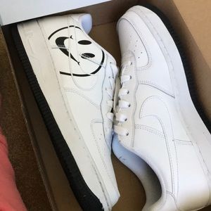 Nike Air Force 1 size 6 (boys)